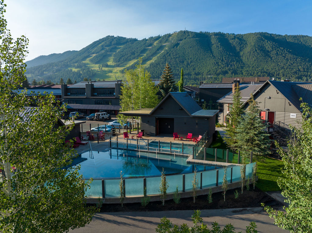 MMJH Summer Pool
